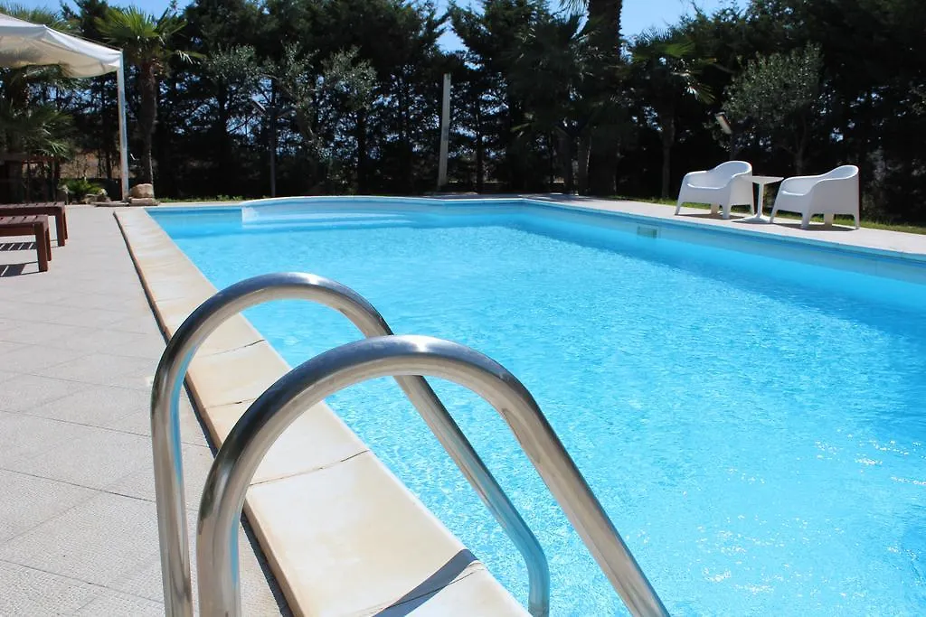 Villa Orchidea Luxury B&B Испика